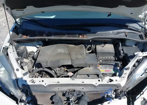 2020 Toyota Sienna Xle из США, поврежденный, VIN 5TDYZ3DC5LS024990